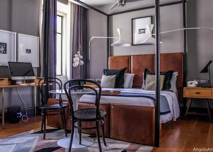 布朗斯精品酒店