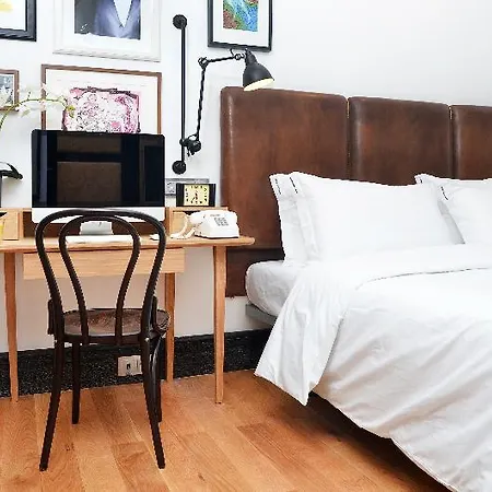 Browns Boutique Hotell 3*