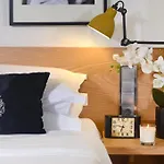 Browns Boutique 3*